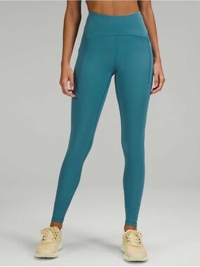 Lululemon Power Thru High-Rise Tight Size 4 28" in Capture Blue